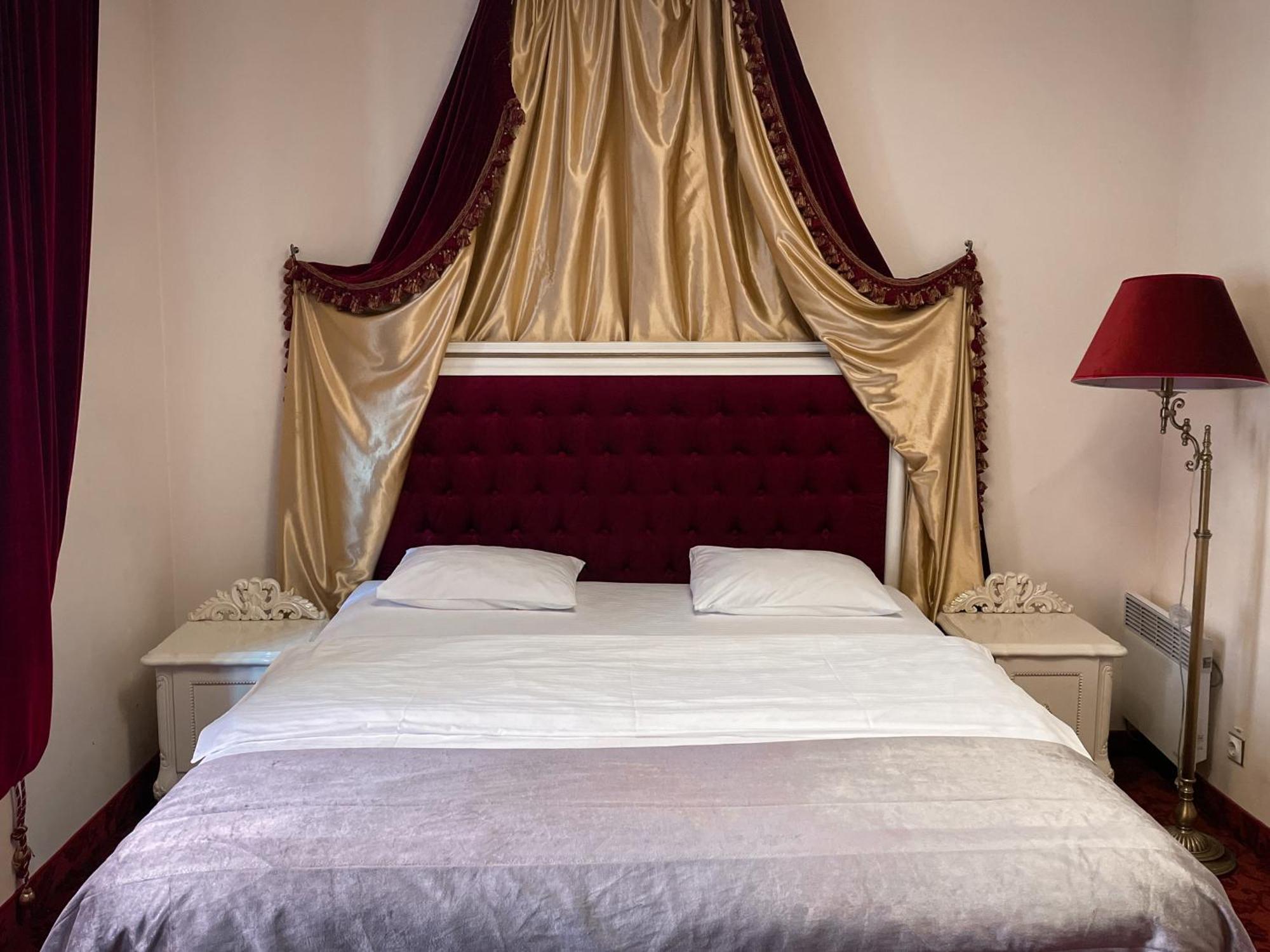 Royal City Hotel Kiev Chambre photo