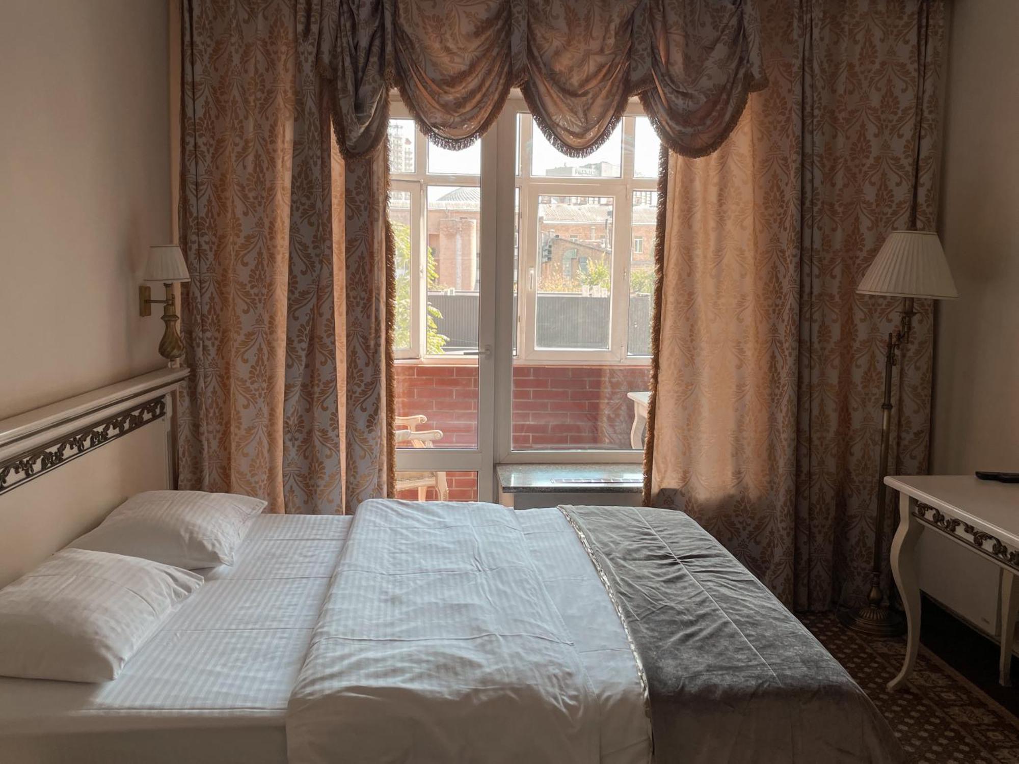 Royal City Hotel Kiev Chambre photo