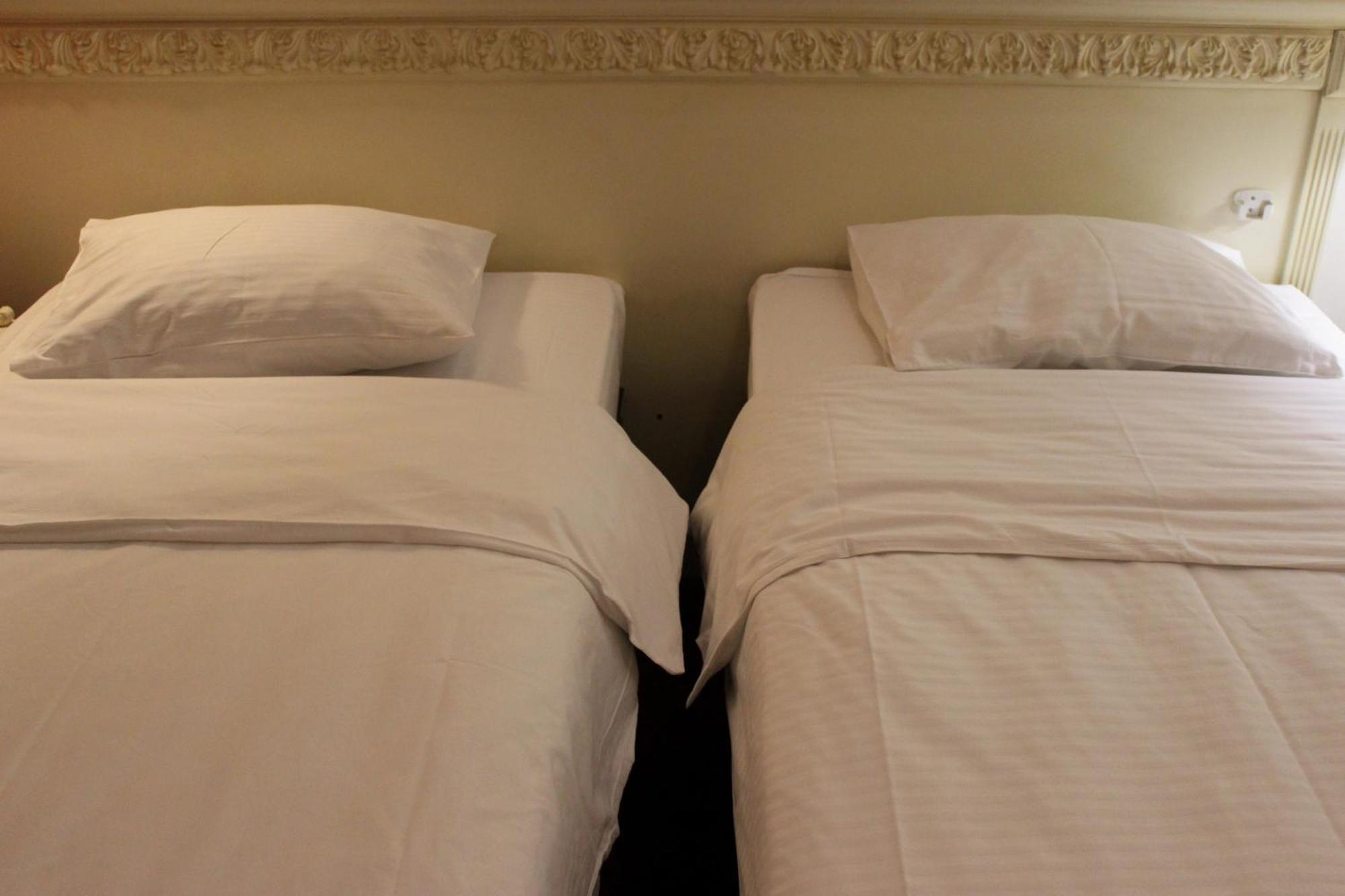 Royal City Hotel Kiev Extérieur photo