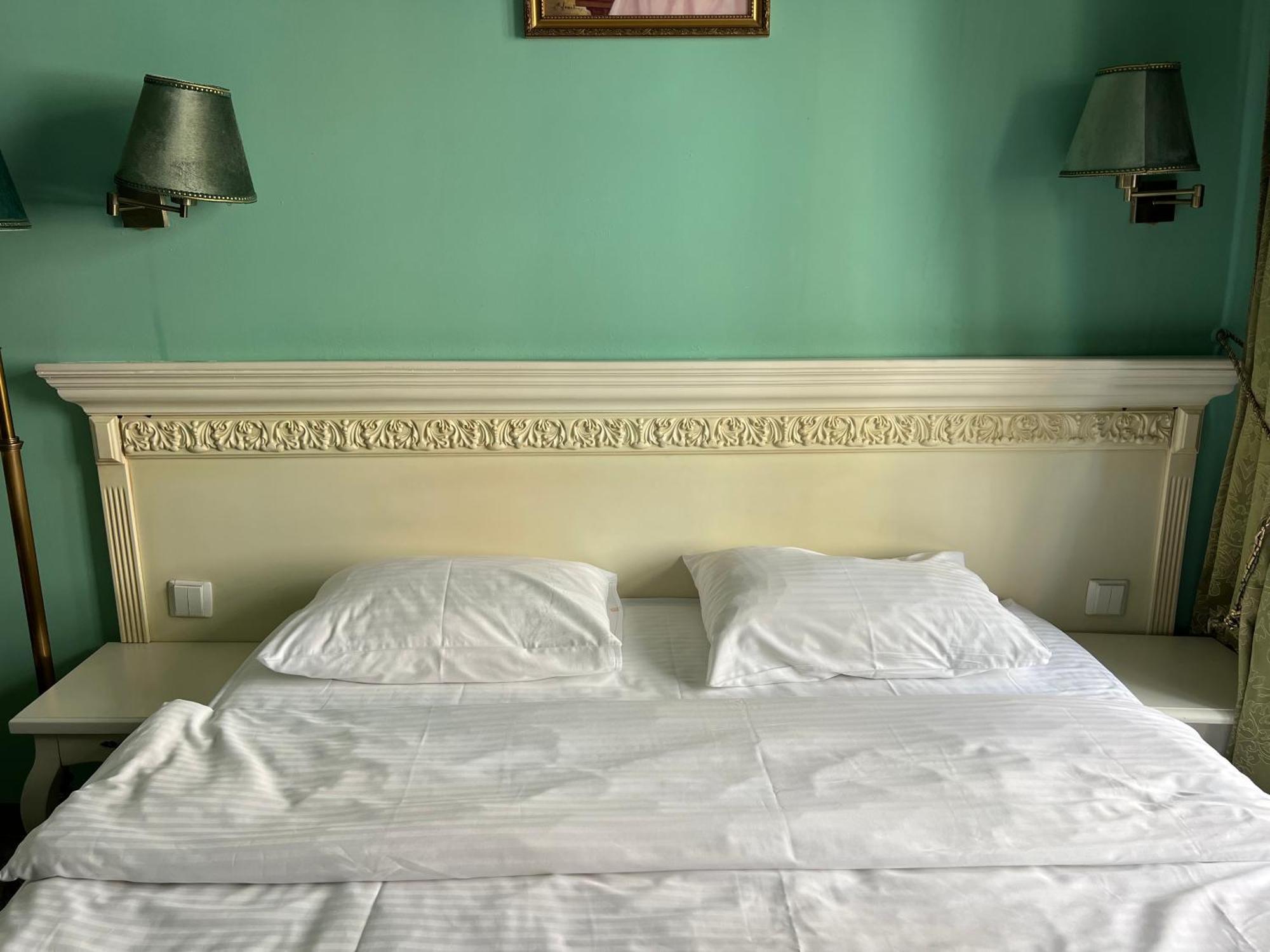 Royal City Hotel Kiev Extérieur photo