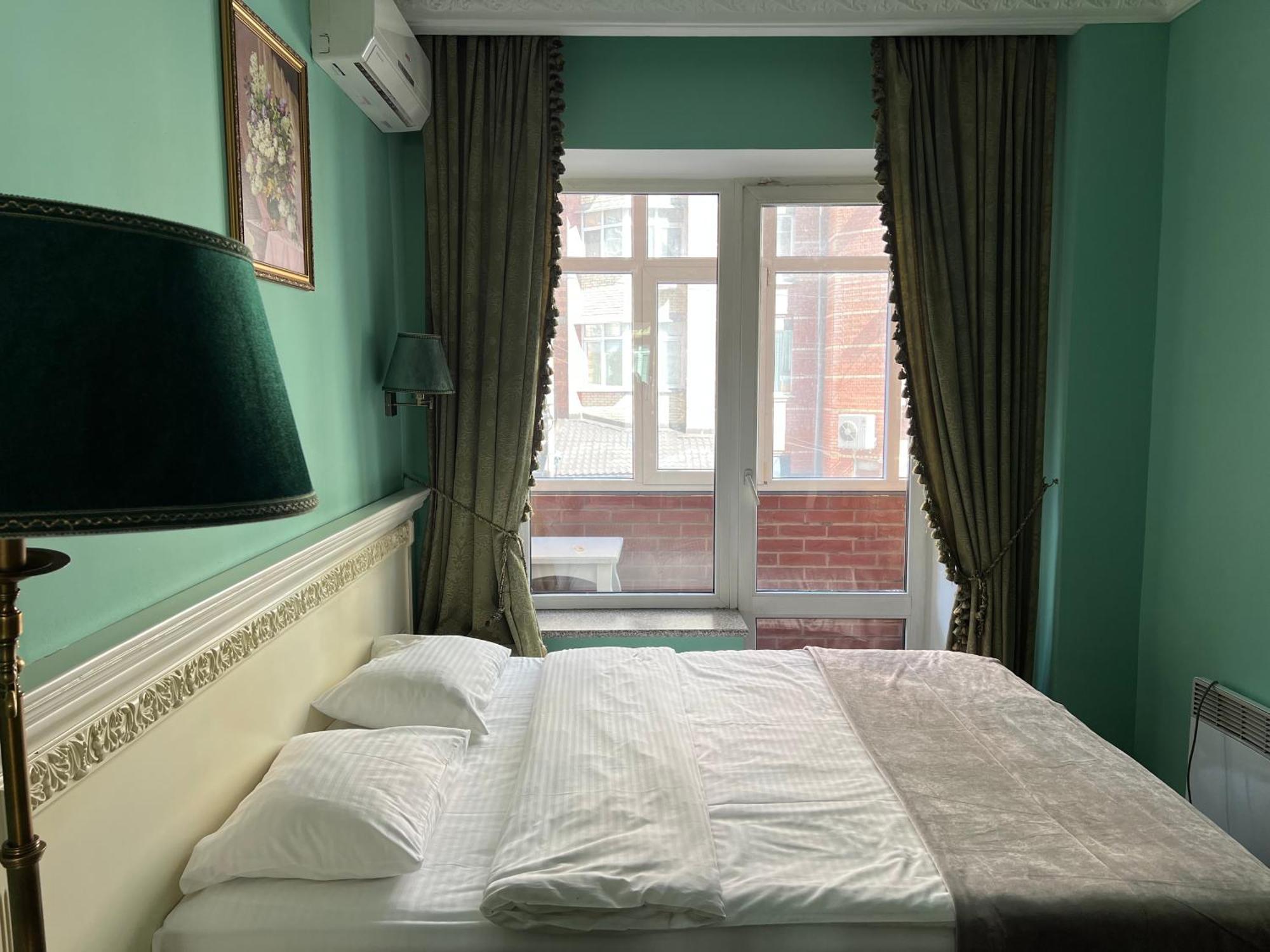 Royal City Hotel Kiev Extérieur photo